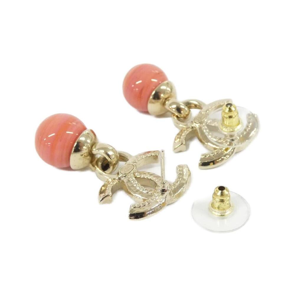 CHANEL Authentic Gold Earrings - Picture 3 of 3